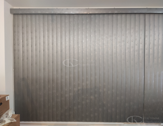 Вертикальные алюминиевые жалюзи